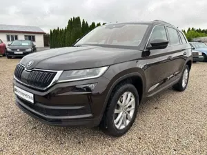 Skoda Kodiaq 2.0 TDI Style DSG +AHK+PANO+NAV+KAMERA+