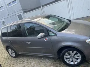 Volkswagen Touran Bild 2