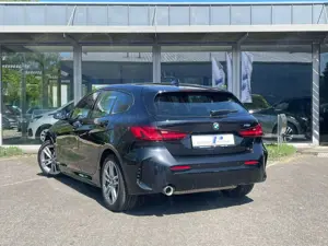 BMW 118 i M-Sport  Aut. Navi CarPlay Teilleder PDC Bild 4