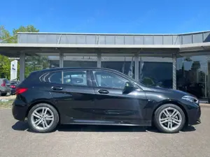 BMW 118 i M-Sport  Aut. Navi CarPlay Teilleder PDC Bild 5
