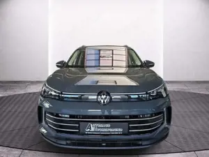 Volkswagen Tiguan 2.0 TDI DSG Elegance STDHZ NAVI AHK KESSY Bild 4