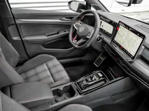 Volkswagen Golf GTI 2,0 l TSI OPF 195 kW (265 PS) 7-Gang-Do Bild 3