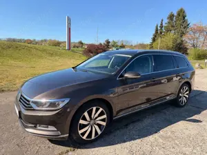 Volkswagen Passat Variant Highline BMT/DSG/Navi/Alcantara