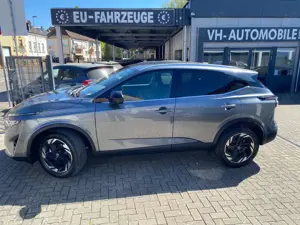 Nissan Qashqai Xtronic+NAVI360°KAMERA*Teilleder*Winterpaket Bild 4