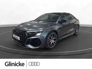 Audi RS3 RS3 Limousine RS-Abgas Pano Matrix LM 19" BO RF