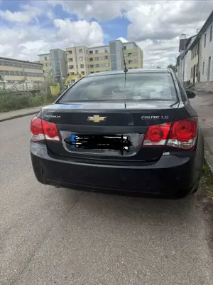 Chevrolet Cruze 1.6 LS 113 PS -2009- Tüv 06/2027 Bild 2