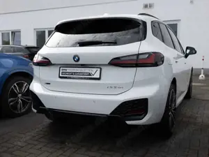 BMW 225 e Active Tourer xDrive M-Sport PANO HUD Bild 5