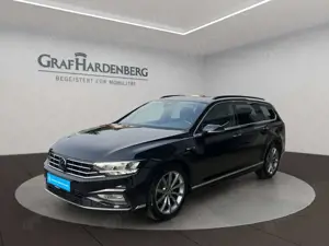 Volkswagen Passat Variant R-Line TDI DSG AHK Panoramadach
