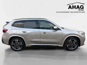 BMW X1 sDrive20d M Sport Pano ACC 360° H/K Aktivsitz Bild 3
