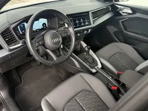 Audi A1 Citycarver 30 TFSI  S Tronic Virtual, LED 1Ha Bild 2