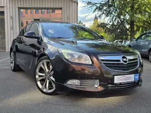 Opel Insignia 2.8 AUTOMATIK NAVI XEN OPCLINE LEDE 4x4