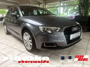 Audi A3 Sportback design S-tronic,Xenonn,Bluetooth