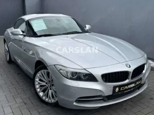 BMW Z4 sDrive 20i "LEDER+Bi-XENON+SHZ+PDC+EURO 5"