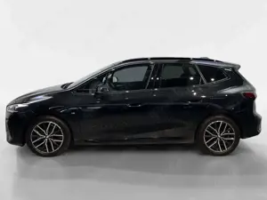 BMW 220 Bild 4
