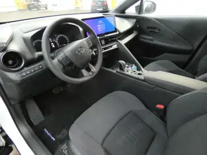 Toyota C-HR 2.0l Teamplayer Sitzheizung, LED, AHK