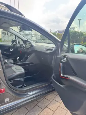 Peugeot 2008 Bild 5