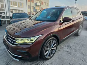 Volkswagen Tiguan Elegance 2,0 TDI 4Motion HeadUp