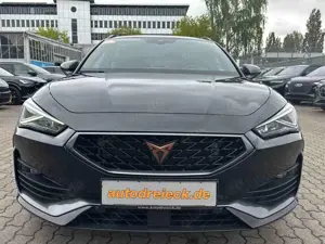 CUPRA Leon VZ e-Hybrid ACC SUPERSPORTLENKRAD KAMERA 19 Bild 4