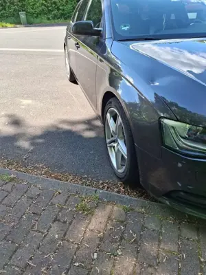 Audi A4 Avant 2.0 TDI 120g DPF Attraction