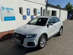 Audi Q3 2.0 TDI QUATTRO*AHK*KAMERA*NAVI*