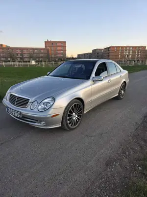Mercedes-Benz E 500 Avantgarde