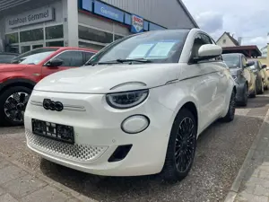 Fiat 500e CABRIO La Prima by Bocelli