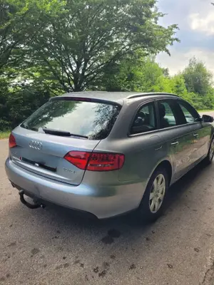 Audi A4 Avant 2.0 TDI DPF Ambition Bild 4