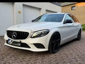 Mercedes-Benz C 300 C 300 T 9G-TRONICAvantgarde