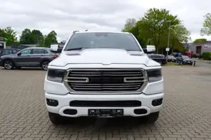 Dodge RAM 5,7 Laramie Sport  long~4x4~Leder~LED~AHK~ Bild 3