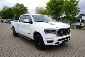 Dodge RAM 5,7 Laramie Sport  long~4x4~Leder~LED~AHK~ Bild 2