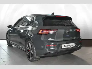 Volkswagen Golf GTE 1,5 l eHybrid OPF 130 kW (177 P GTE Black Style... Bild 4