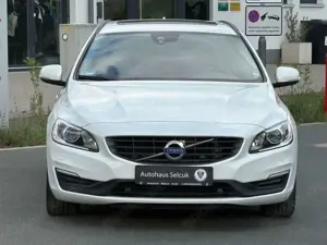 Volvo V60 Linje Business *Leder*Kamera*Xenon*SD*Navi* Bild 3