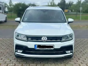Volkswagen Tiguan Tiguan  R LINE 2.0 TDI  4Motion (BlueMotion DSG)
