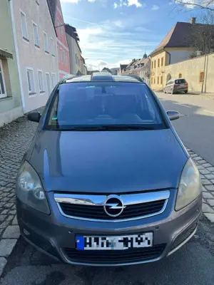 Opel Zafira Zafira 2.2