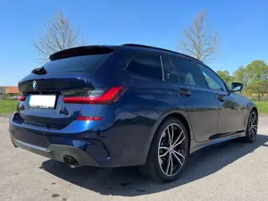 BMW 320 320d Touring Aut. M Sport Bild 5