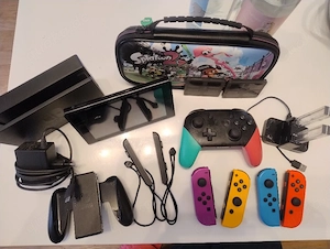 Nintendo Switch Konsole mit Zubehör 