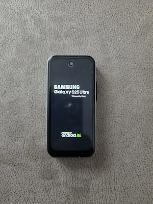 1 kleines Samsung Galaxy Handy S25 Ultra Bild 2
