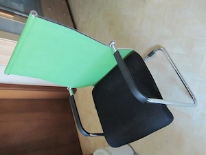 2 Paal Bürostühle Modell Brenda grün
