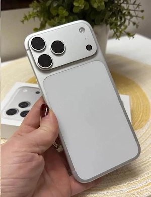 iPhone 17 pro max 