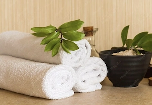 Welche Dame genießt noch eine Massage 