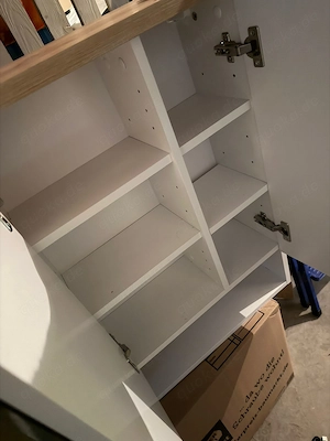 Badezimmerspiegelschrank Bild 3