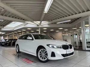 BMW 318 d Touring CAM/AHK/ AUT