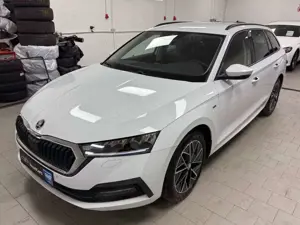 Skoda Octavia Combi Clever 2.0 TDI*VIRTUAL*LED*SHZ*AHK Bild 5