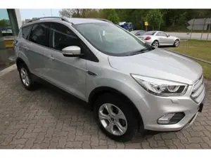 Ford Kuga CoolConnect 1.5 EcoBoost 4x2 Bild 3