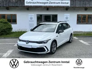 Volkswagen Golf VIII Variant 1,5 eTSI DSG R-Line (BlackStyle+AHK)