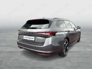 Skoda Superb COMBI SPORTLINE 2.0 TDI 4X4 PANO AHK NAVI Bild 4