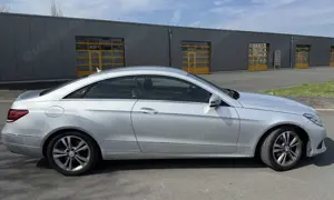 Mercedes-Benz E 200 Coupe Bild 3