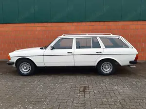 Mercedes-Benz 240 TD - 123 Kombi - traumhafter Zustand