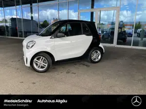 smart forTwo smart EQ fortwo cabrio CoolAudio 22kWLader Shz