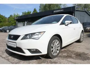 SEAT Leon Leon 1.2 TSI DSG Style SHZ. PDC. GJR. Climatronic